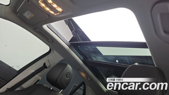 Mercedes-Benz GLE-Class 2022 — photo 18