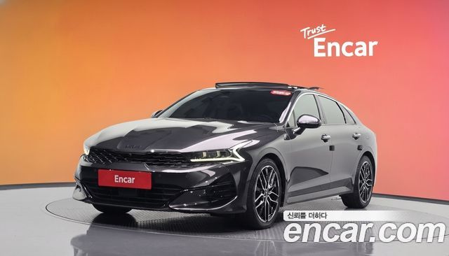 Kia K5 2023 — photo 1