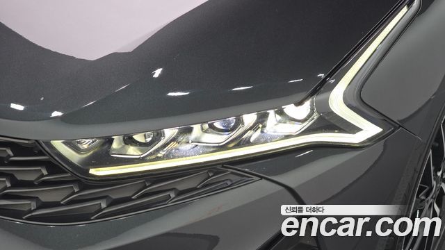 Kia K5 2023 — photo 8