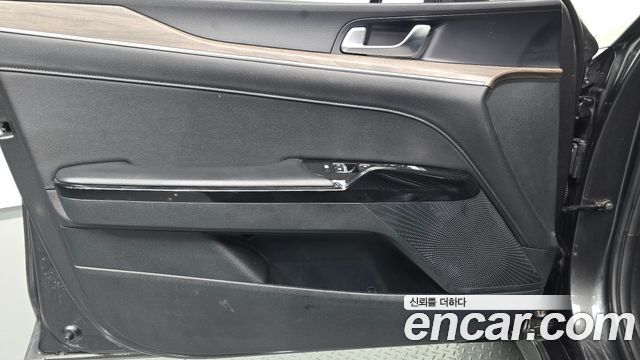 Kia K5 2023 — photo 14
