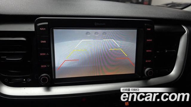 Kia Stonic 2018 — photo 20