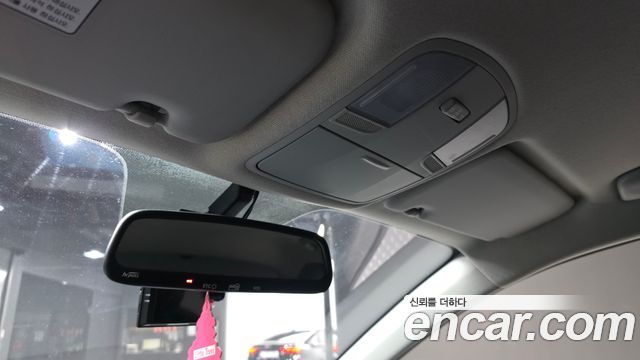 Kia Stonic 2018 — photo 23
