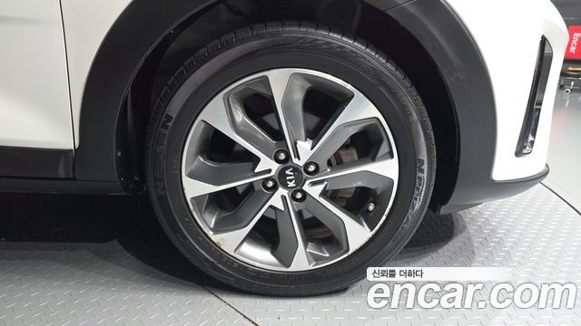 Kia Stonic 2018 — photo 7