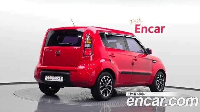 Kia Soul 2011 — photo 2