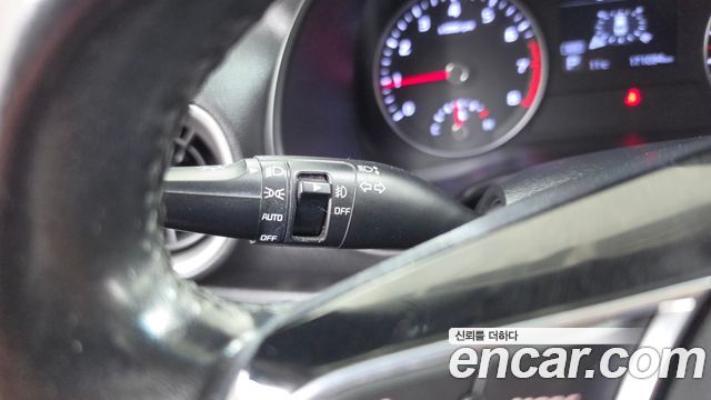 Kia K3 2019 — photo 18