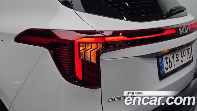 Kia Seltos 2023 — photo 9