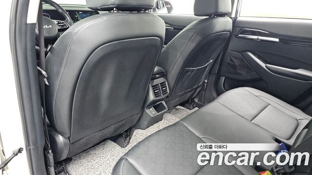 Kia Seltos 2023 — photo 29