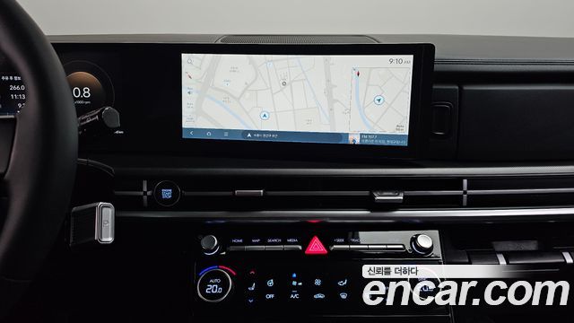 Hyundai Santafe 2024 — photo 18