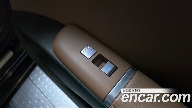 Hyundai Grandeur 2023 — photo 25