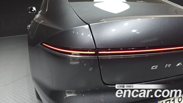 Hyundai Grandeur 2023 — photo 9