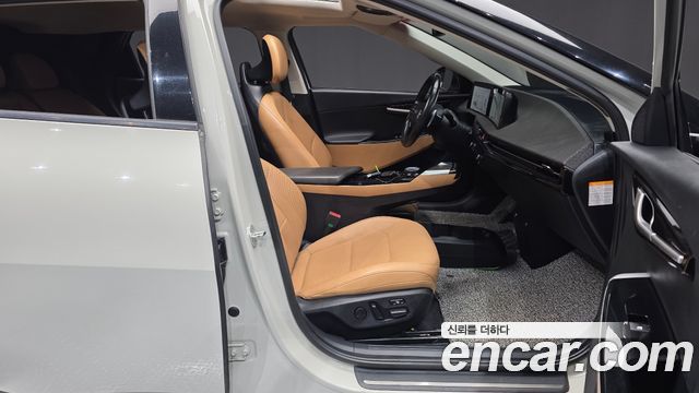 Kia EV6 2022 — photo 11