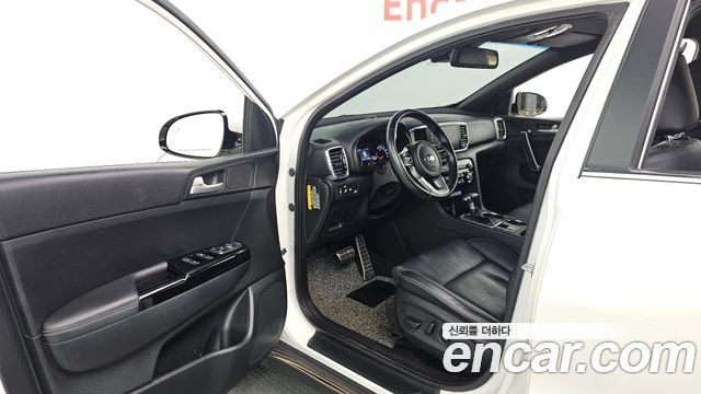 Kia Sportage 2019 — photo 10