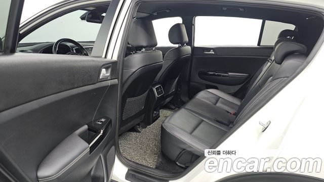 Kia Sportage 2019 — photo 12