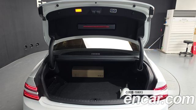 Genesis G80 2025 — photo 26