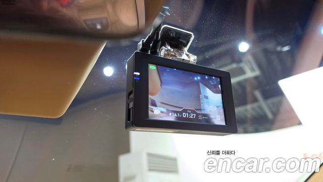 Genesis G80 2025 — photo 36