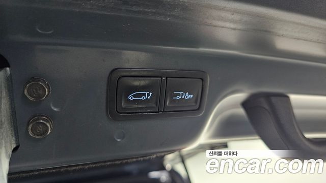 Hyundai Staria 2023 — photo 27