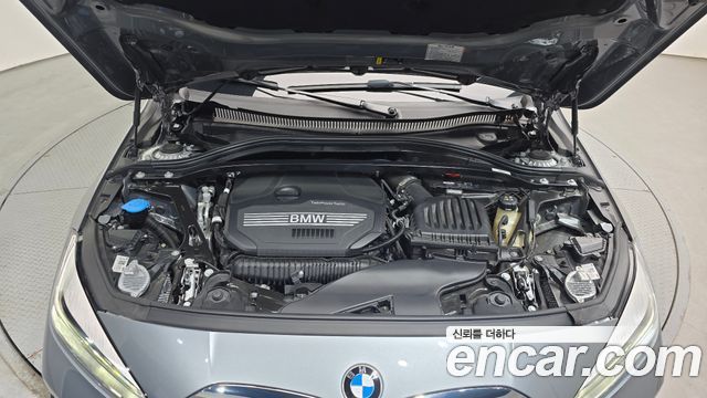 BMW 1-Series 2024 — photo 6