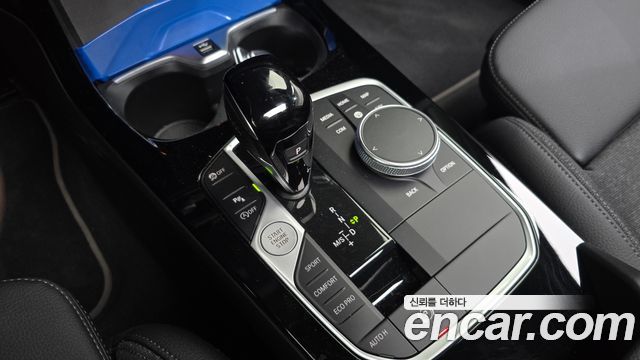 BMW 1-Series 2024 — photo 12