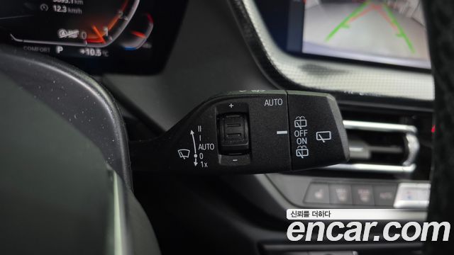BMW 1-Series 2024 — photo 27