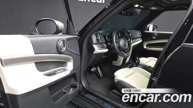 Mini Countryman 2022 — photo 13
