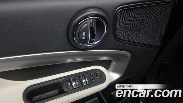 Mini Countryman 2022 — photo 30