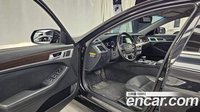 Genesis G80 2018 — photo 10