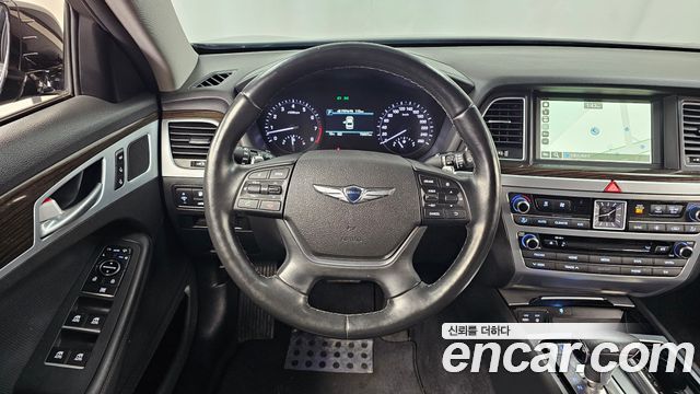 Genesis G80 2018 — photo 13