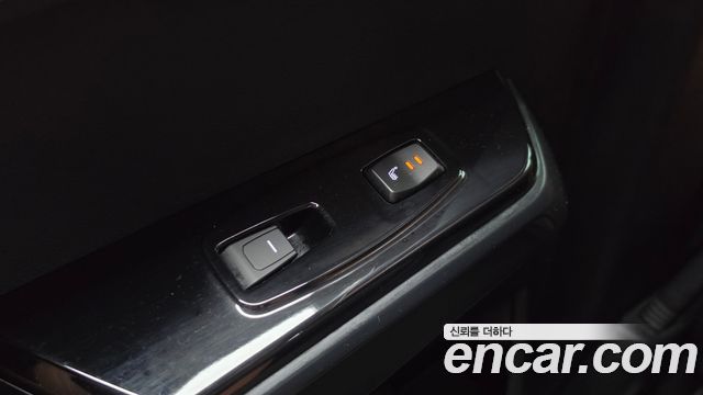 KG Mobility Torres 2023 — photo 29