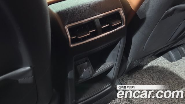 KG Mobility Torres 2023 — photo 31