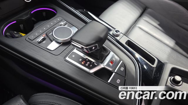 Audi A5 2019 — photo 12