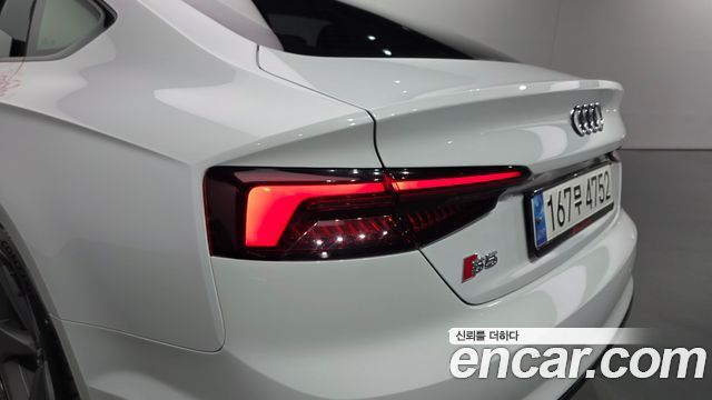 Audi A5 2019 — photo 9