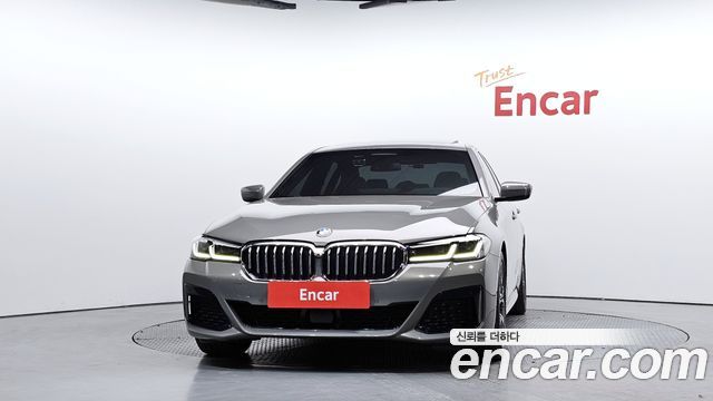BMW 5-Series 2022 — photo 2