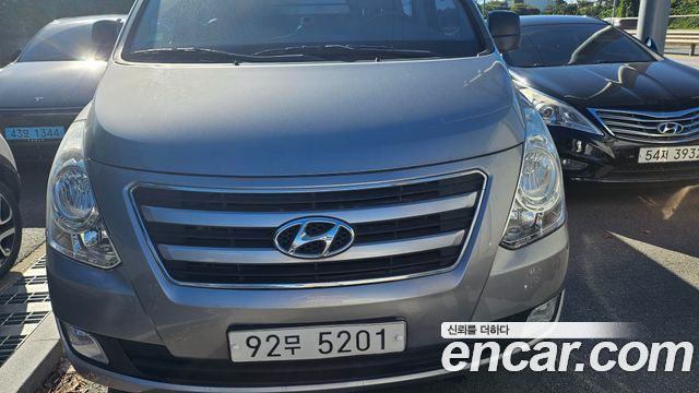 Hyundai Starex 2018 — photo 3
