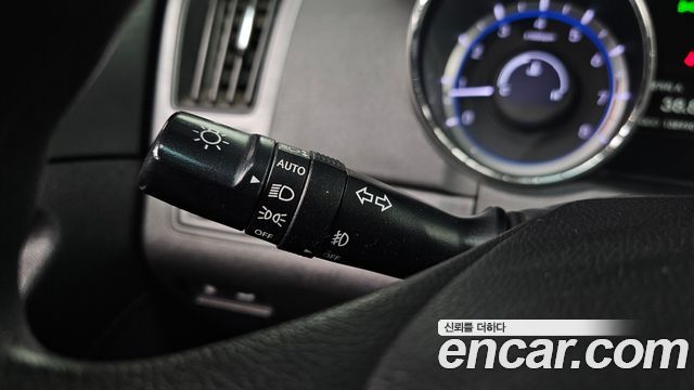 Hyundai Sonata 2012 — photo 22