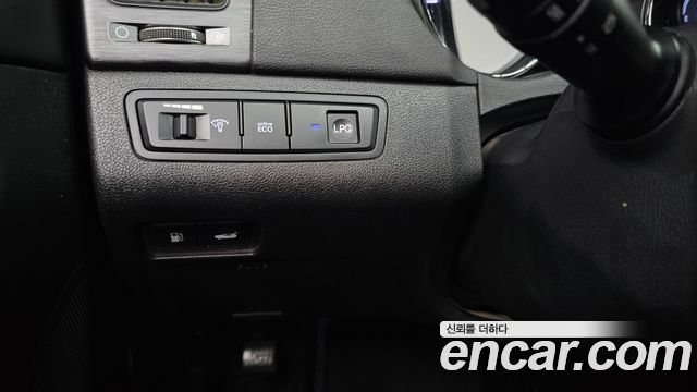 Hyundai Sonata 2012 — photo 24