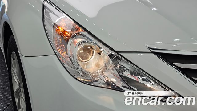 Hyundai Sonata 2012 — photo 8