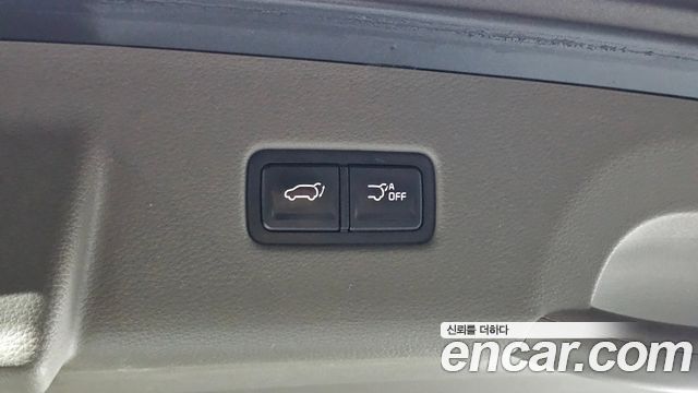 Kia Canival 2021 — photo 32