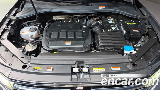 Volkswagen Tiguan 2021 — photo 6