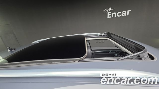 Volkswagen Tiguan 2021 — photo 18