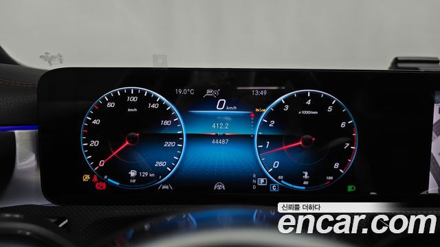Mercedes-Benz CLA-Class 2023 — photo 8