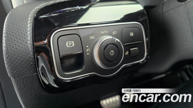Mercedes-Benz CLA-Class 2023 — photo 20