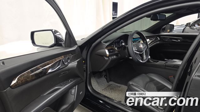 Cadillac CT6 2018 — photo 10