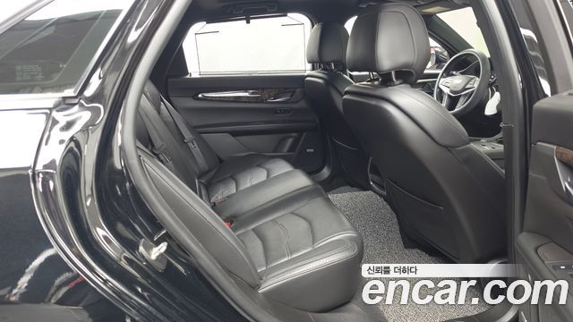 Cadillac CT6 2018 — photo 12