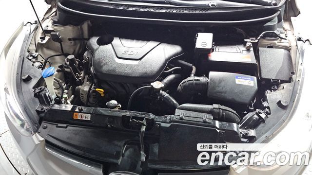Hyundai AVANTE 2015 — photo 6