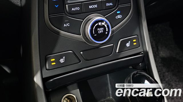 Hyundai AVANTE 2015 — photo 17
