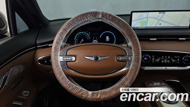 Genesis GV70 2023 — photo 13