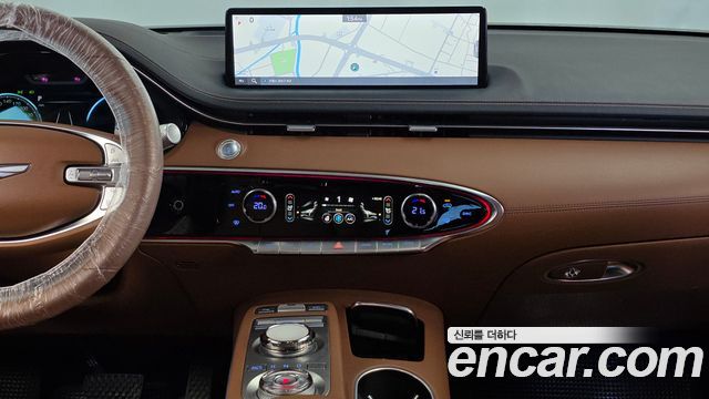 Genesis GV70 2023 — photo 14