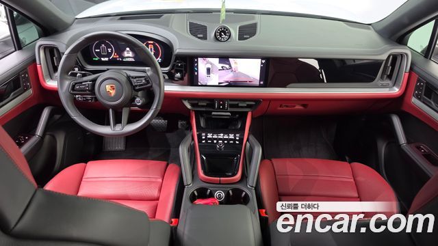 Porsche Cayenne 2025 — photo 10