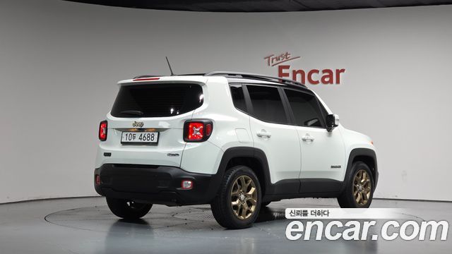 Jeep Renegade 2017 — photo 2