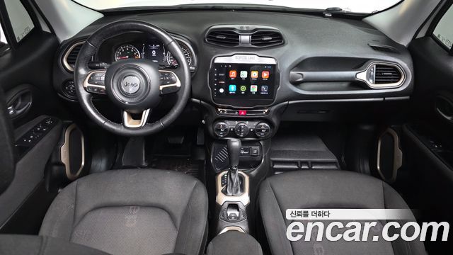 Jeep Renegade 2017 — photo 10